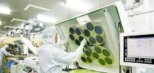 日本胜高4亿美元增产12寸硅晶圆:硅晶圆缺货到