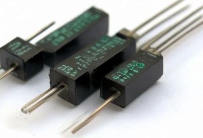 哪個應用場景下更常用到1N4007二極管
