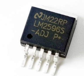 lm2596s與lm317的區(qū)別