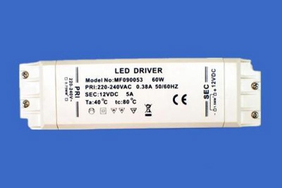 基于NUD4001线性大功率LED恒流驱动芯片的大电流LED灯驱动器设计方案