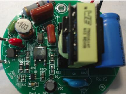 On Semi 的NCL30073 集成 PWM控制器 LED驱动方案