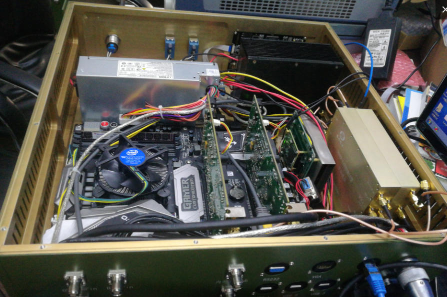 模块板卡：基于AD8138/AD8148/AD8047/AD9767的射频信号采集记录仪解决方案（PCBA）