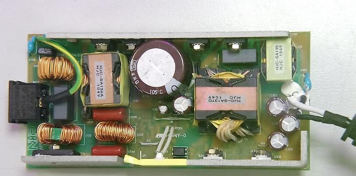 基于NXP TEA1713+TEA1795控制器的150W all-in-one显示器电源解决方案