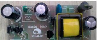 基于ME8302高性能的AC/DC电源控制器的5W(5V 1A)充电器应用方案