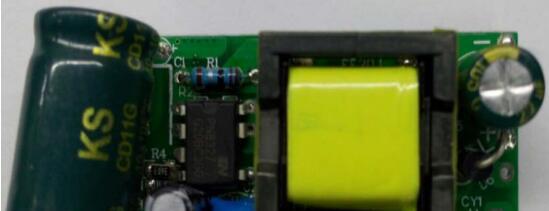 基于PN8327LED恒流驱动芯片的隔离18-24W全电压LED驱动器方案