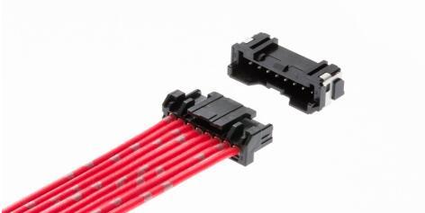 Molex 发布 Micro-Lock Plus 线对板连接器系统