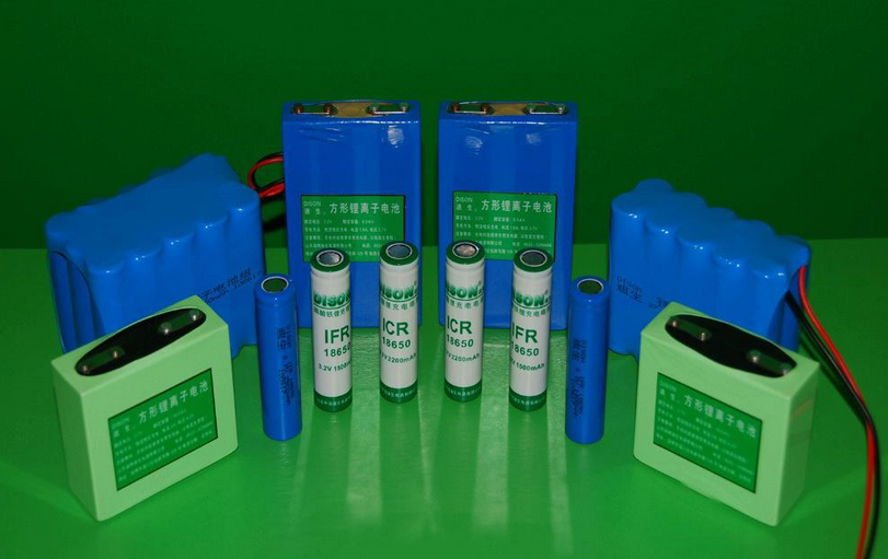 研究人员用石墨烯包裹锂电池阴极 防止电池起火