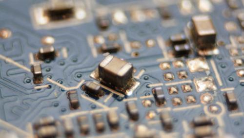 350亿个晶体管：赛灵思推出全球最大FPGA