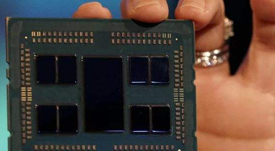 AMD新EPYC霄龙处理器将采用7nm的Zen 2架构