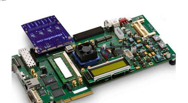 浪潮发布集成HBM2的FPGA AI加速卡F37X 在软件生产力上实现了质的飞跃