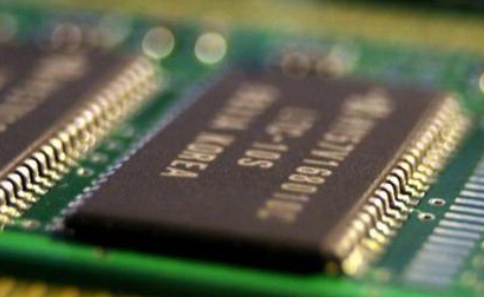意法半导体推出业界首款4Mbit EEPROM存储芯片，让小型设备也能处理更多的用户数据