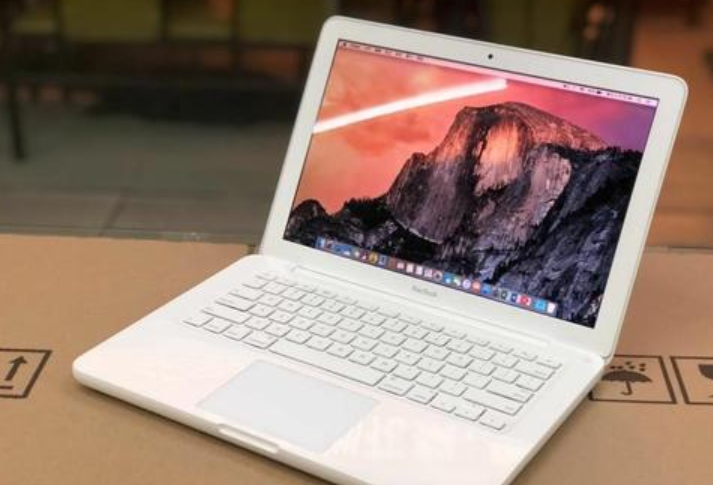 苹果MacBook第三季度出货量预计将达400万台 增长20%以上