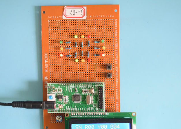 基于STM32单片机的智能交通灯红绿灯系统液晶显示设计-万用板-电路图+程序+论文85