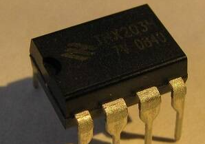 开关电源芯片U6117S：内置600V 功率MOSFET