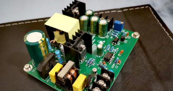 UC3842/3反激开关电源开发板设计学习入门PSIM仿真模型电路原理图
