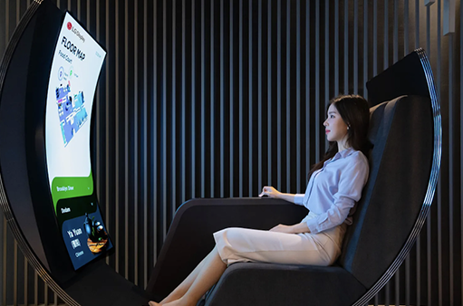 LG 公布“Media Chair”概念设计：按摩椅 + 55 英寸曲面 OLED 屏