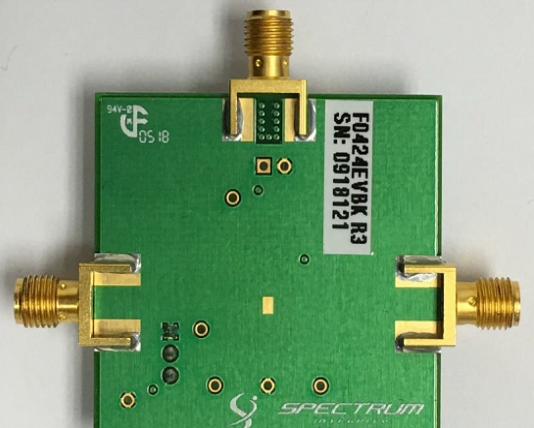 IDT F0424600－4200MHz SiGe大功率宽带RF放大器解决方案