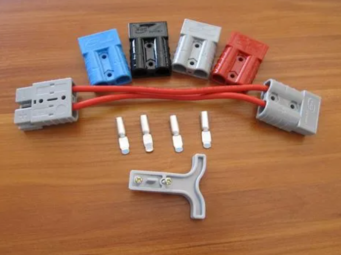 什么是动力电池连接器?动力电池连接器的工作原理?