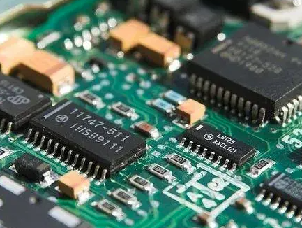 国产FPGA的背景和概况、在电子行业中的应用前景、国产FPGA的技术特点和优势