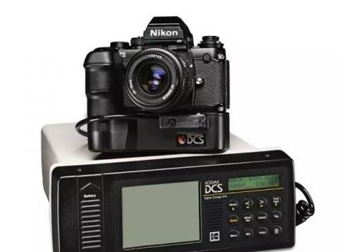 柯达DCS 100数码相机.png