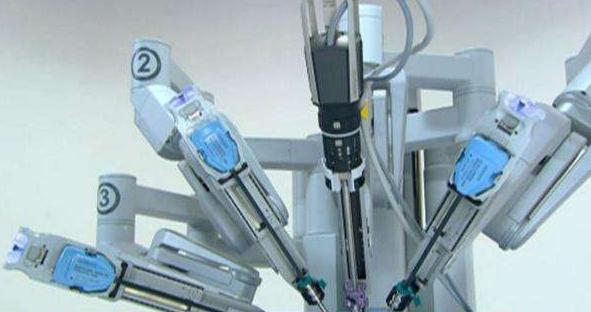 英国皇家医院称机器人很快能辅助接生.png