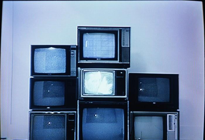 8K电视就要普及了 还记得曾经的黑白电视吗？