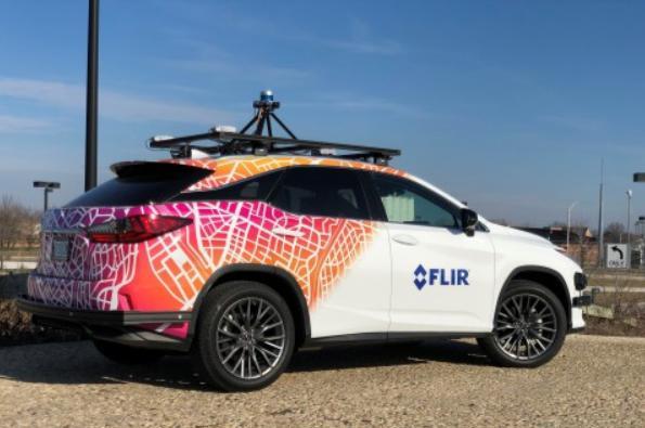 FLIR在CES上展示热成像摄像头及自动驾驶测试车辆