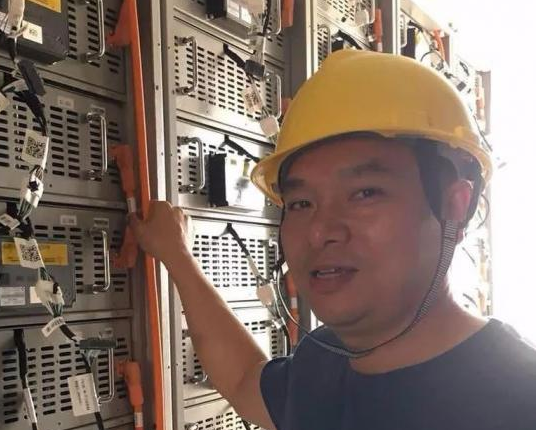 连动电力开发储能专用电力连接器 应用于国网镇江五峰山储能电站建设
