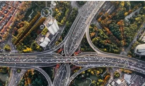 智能交通系统可以确保交通更高效、更安全.png