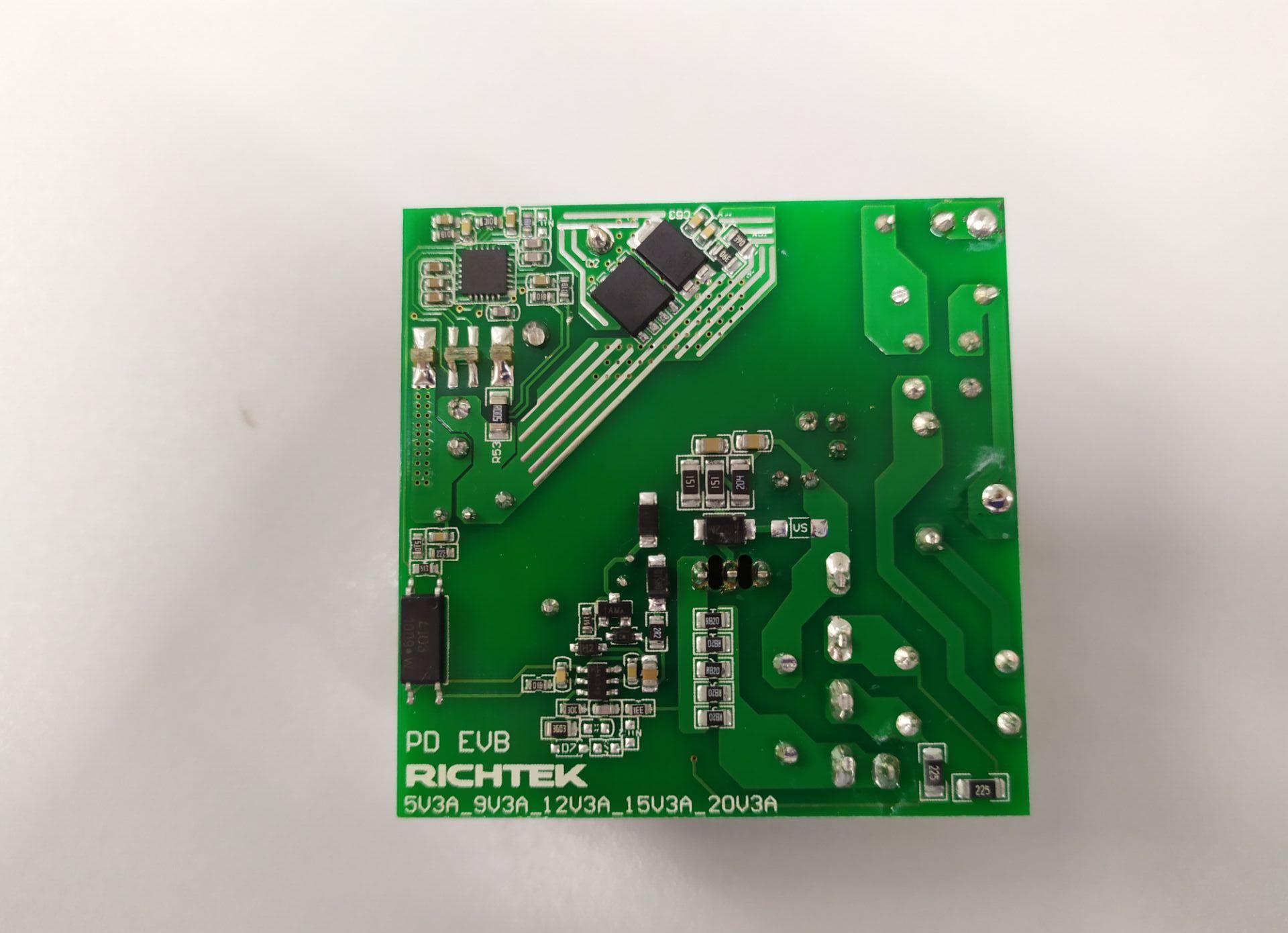 基于Richtek RT7752GE+RT7207K 60W PD快充Type-C输出电源适配器方案